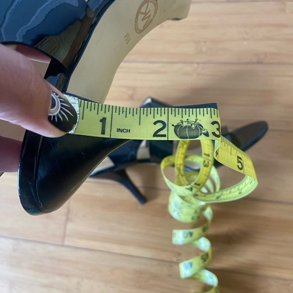 Michael Kors black patent leather slingbacks with wide straps and Velcro closure - Picture 6 of 11